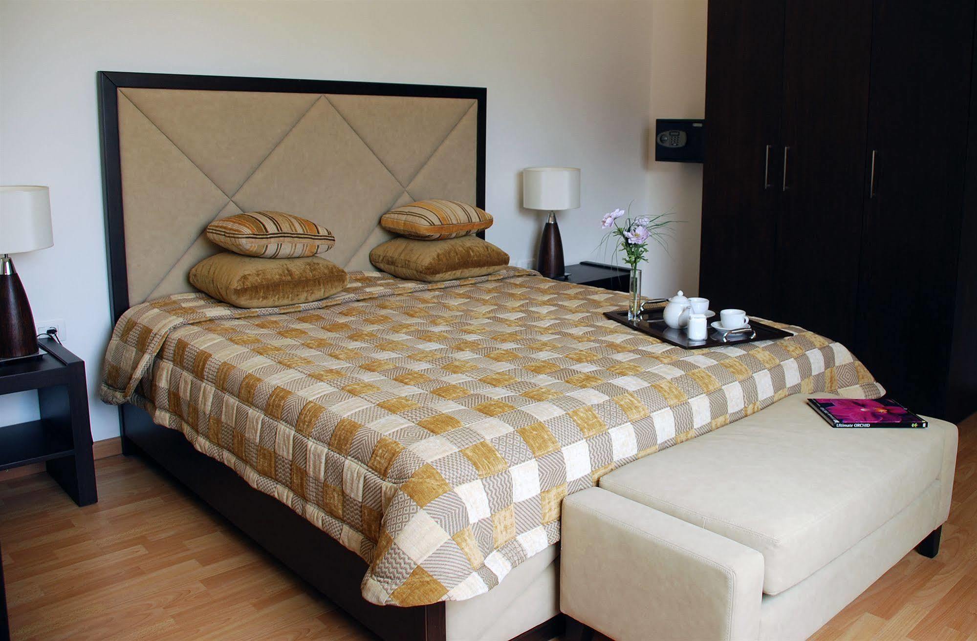 City Suite Aley Esterno foto